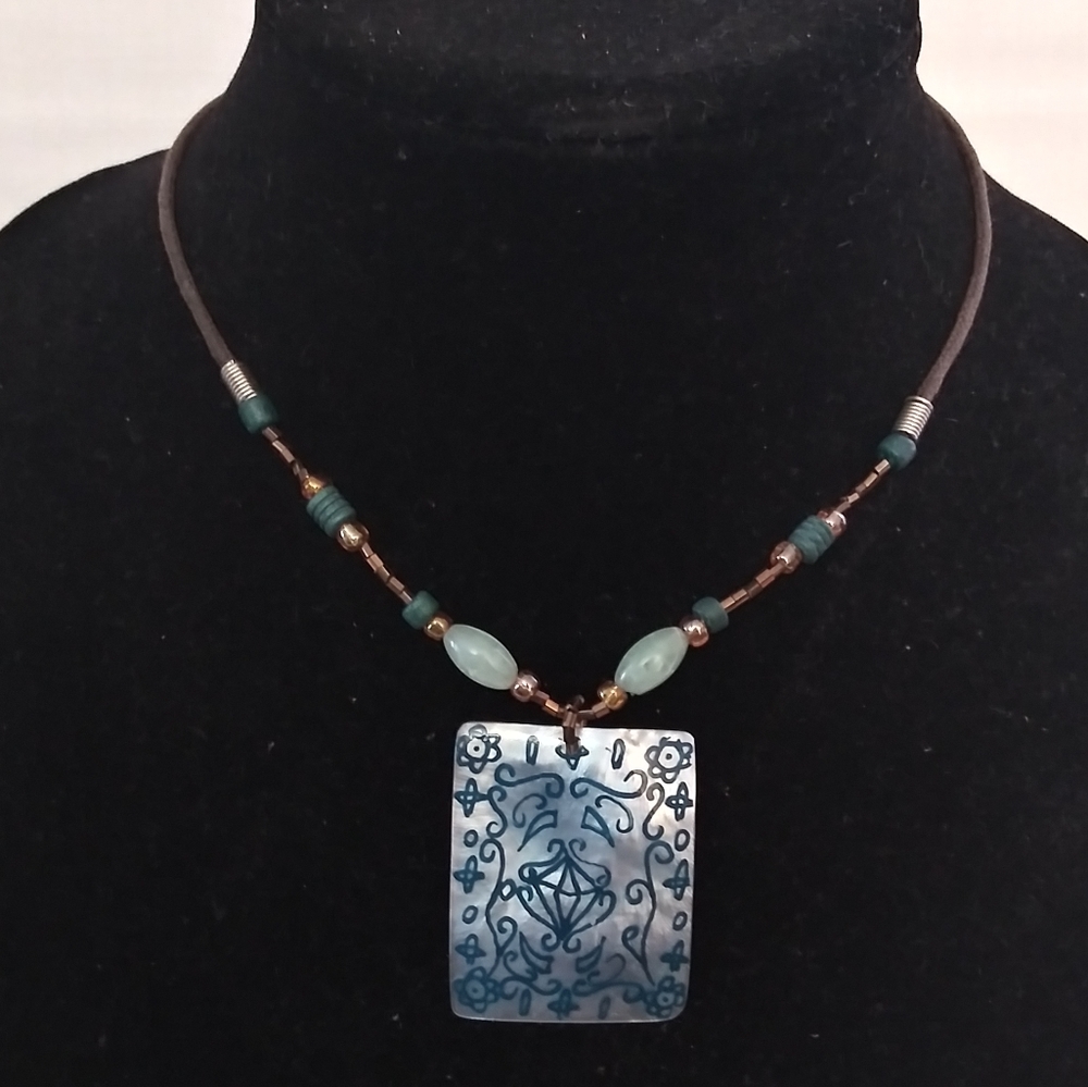 Princess length teal white 9.5inch necklace